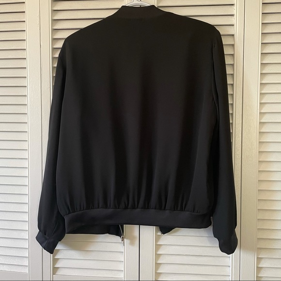 Zara Basic Bomber Jacket. - Picture 5 of 6